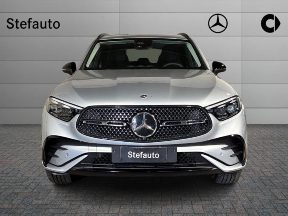 Mercedes-Benz GLC nuova a Bologna (4)
