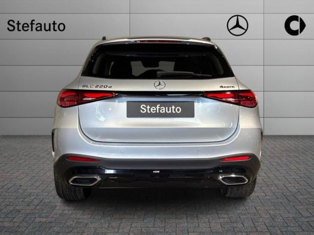 Mercedes-Benz GLC nuova a Bologna (6)