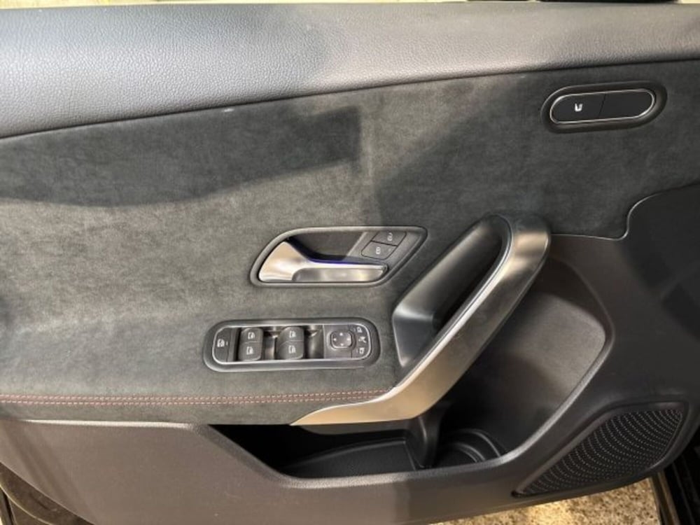 Mercedes-Benz Classe A Sedan nuova a Bologna (10)