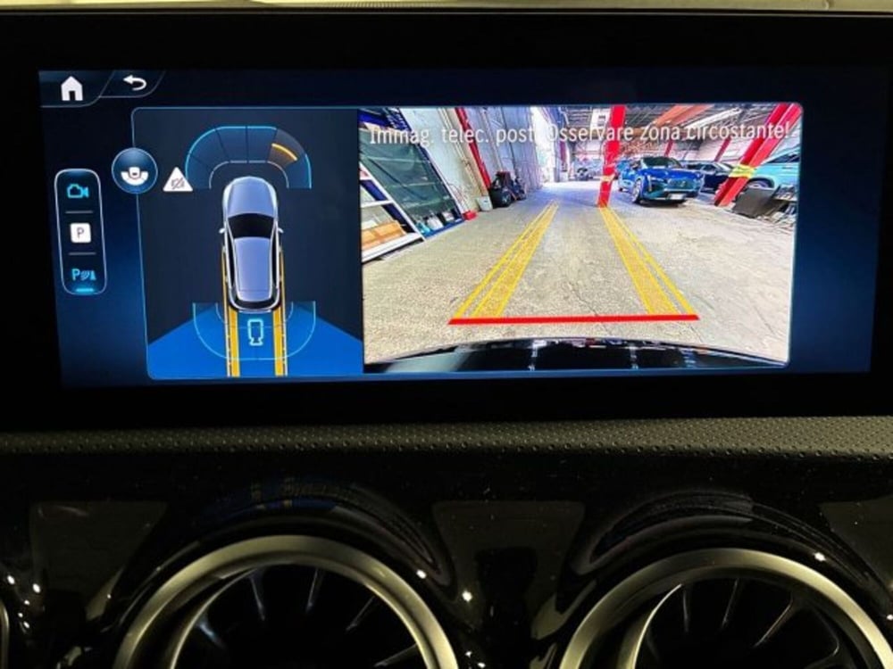 Mercedes-Benz Classe A Sedan nuova a Bologna (12)