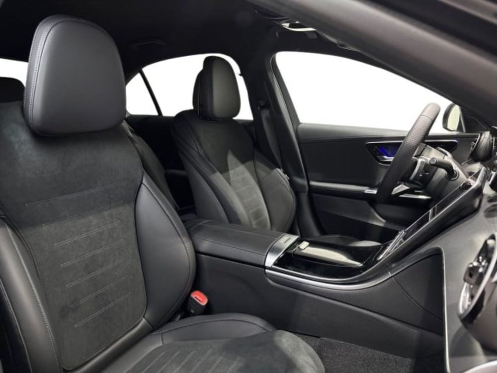 Mercedes-Benz Classe C nuova a Bologna (16)