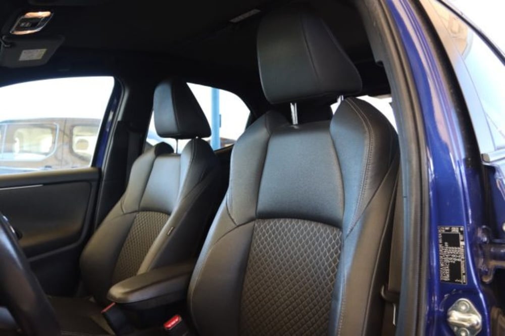 Toyota Yaris Cross usata a Roma (6)