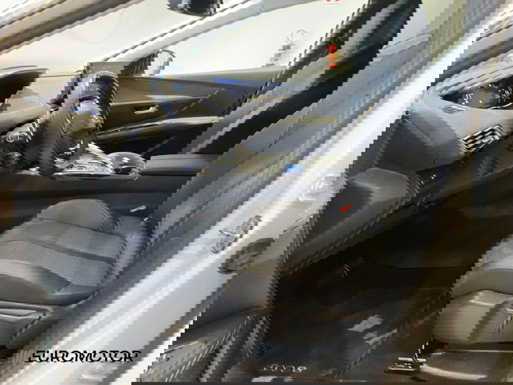 Peugeot 3008 usata a Bari (15)