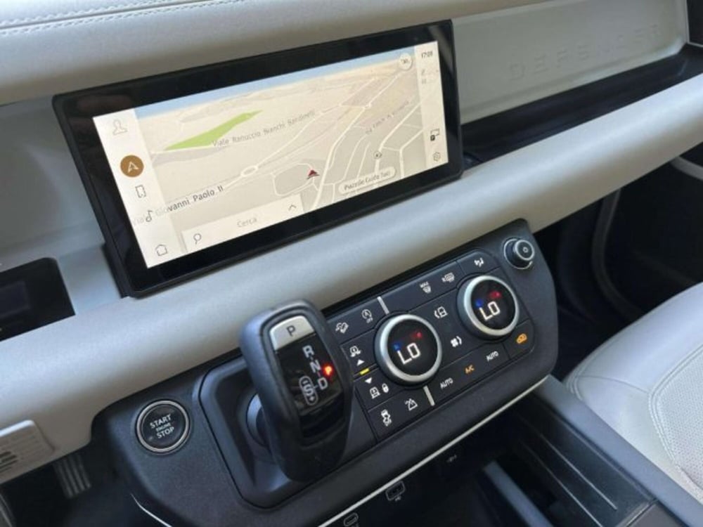 Land Rover Defender usata a Siena (12)