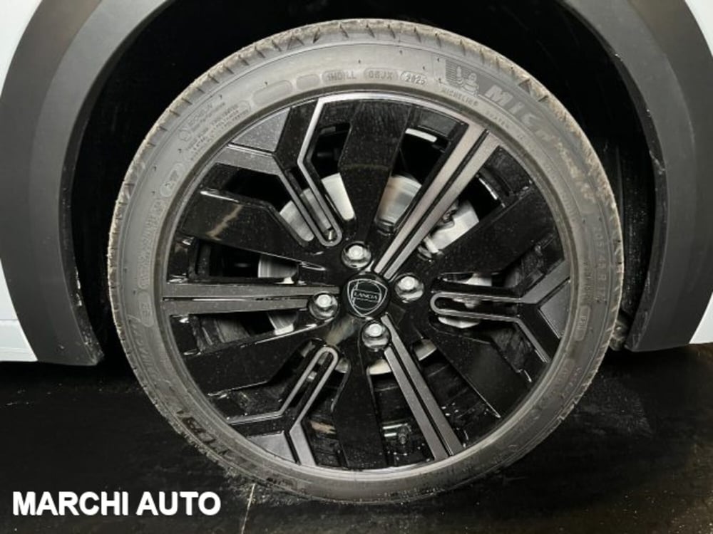 Lancia Ypsilon nuova a Perugia (9)