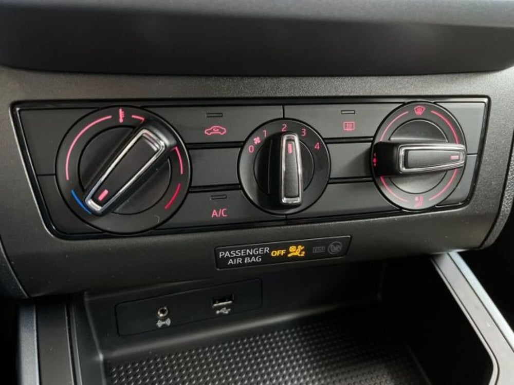 SEAT Arona usata a Verona (14)