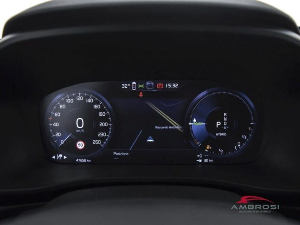 Volvo XC40 usata a Perugia (13)