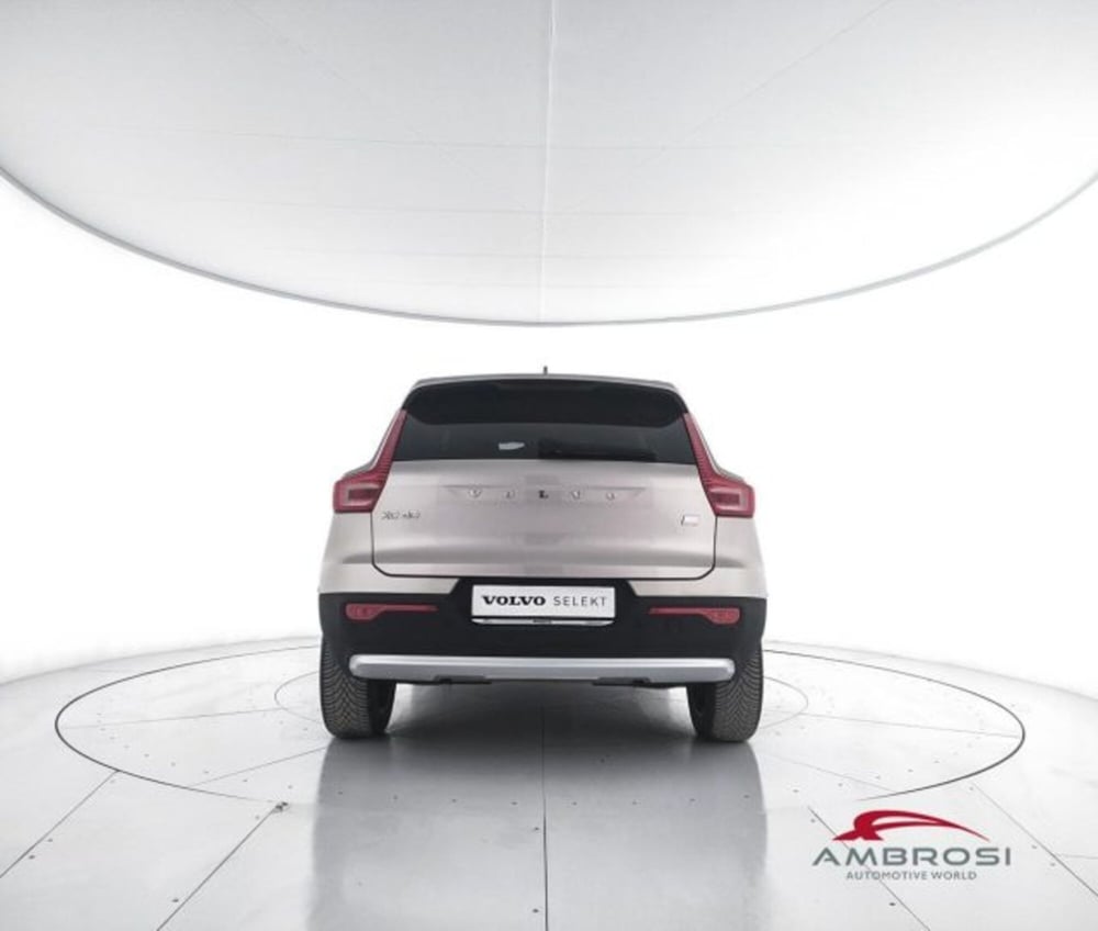 Volvo XC40 usata a Perugia (6)