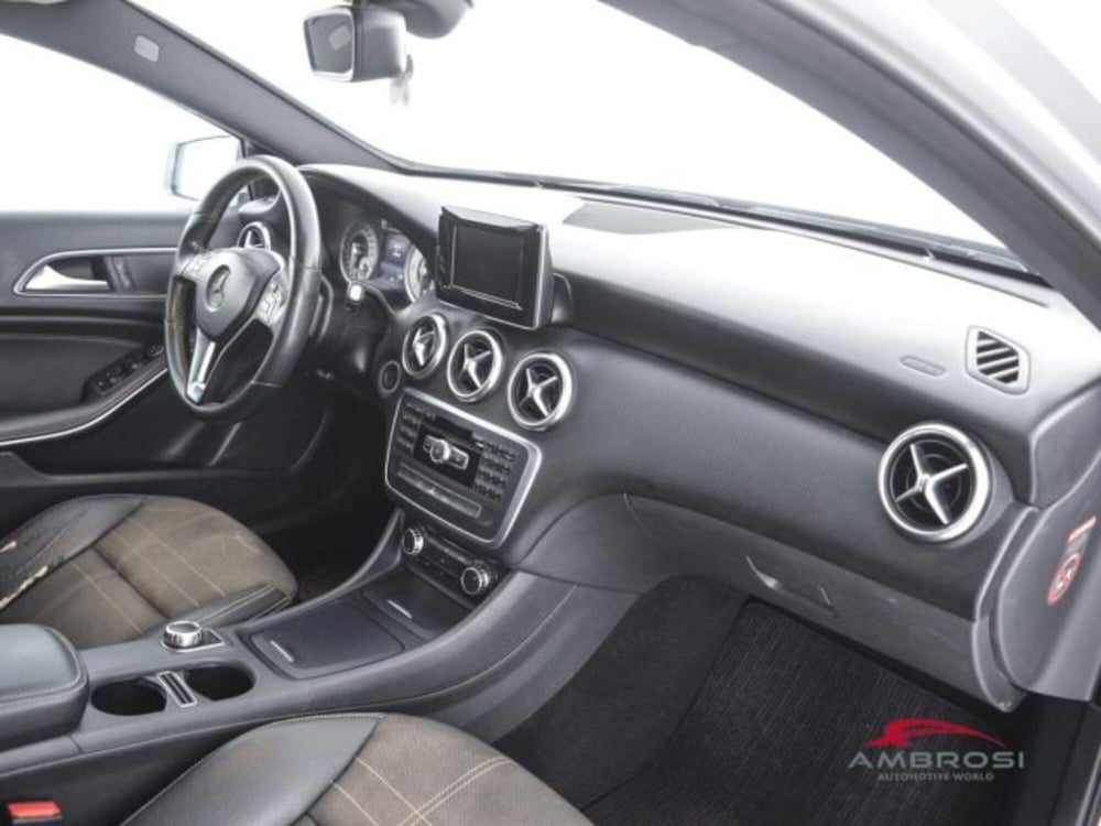Mercedes-Benz CLA usata a Perugia (12)