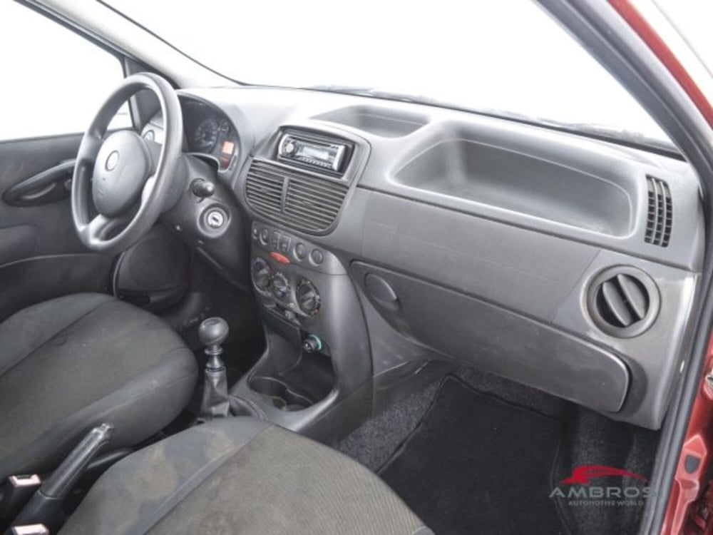 Fiat Punto usata a Perugia (12)