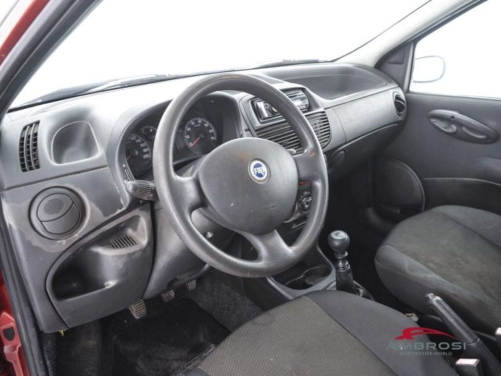 Fiat Punto usata a Perugia (8)