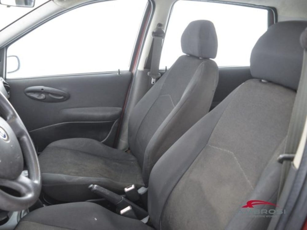 Fiat Punto usata a Perugia (9)