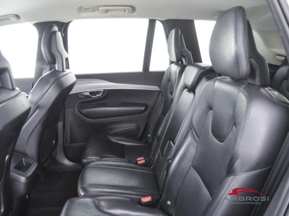 Volvo XC90 usata a Perugia (10)