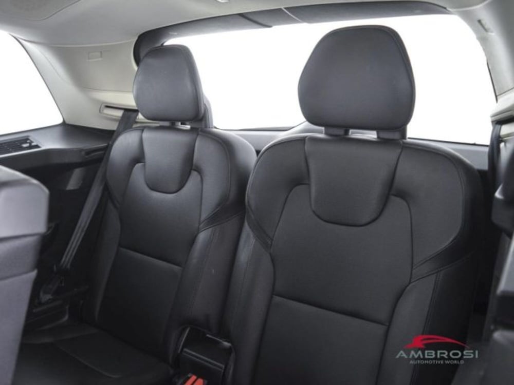 Volvo XC90 usata a Perugia (11)