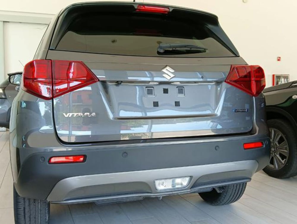 Suzuki Vitara nuova a Milano (3)