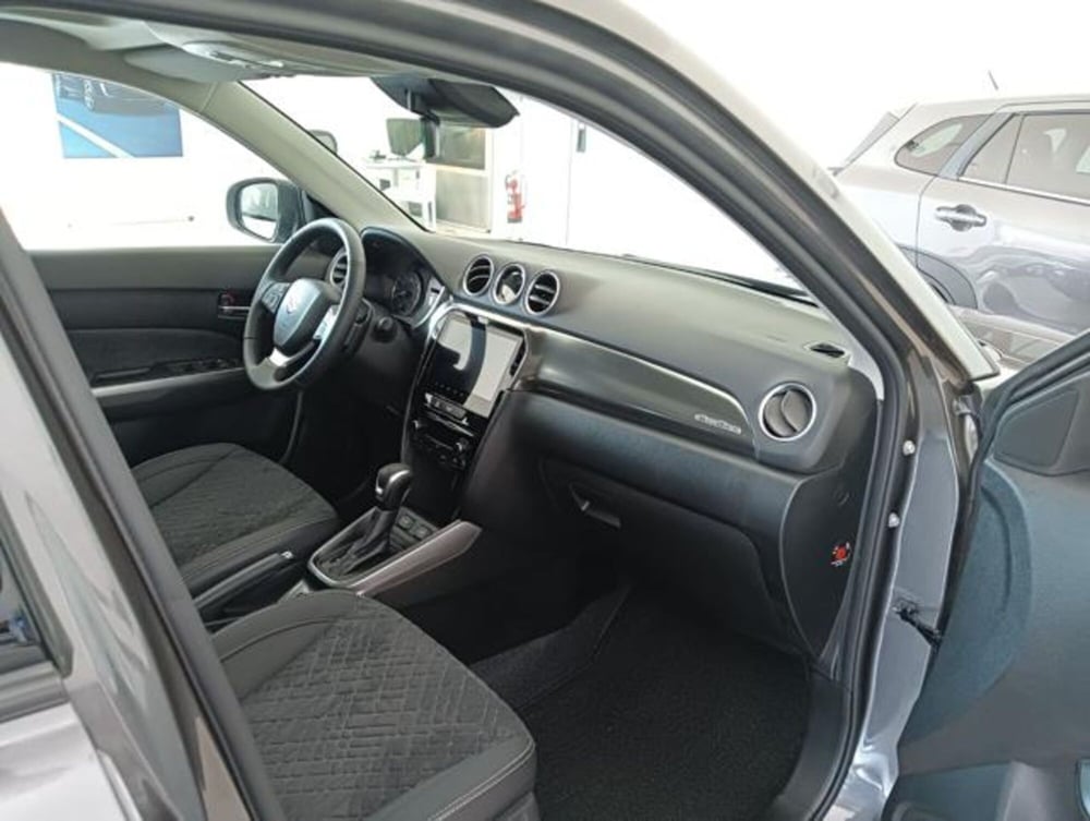Suzuki Vitara nuova a Milano (5)