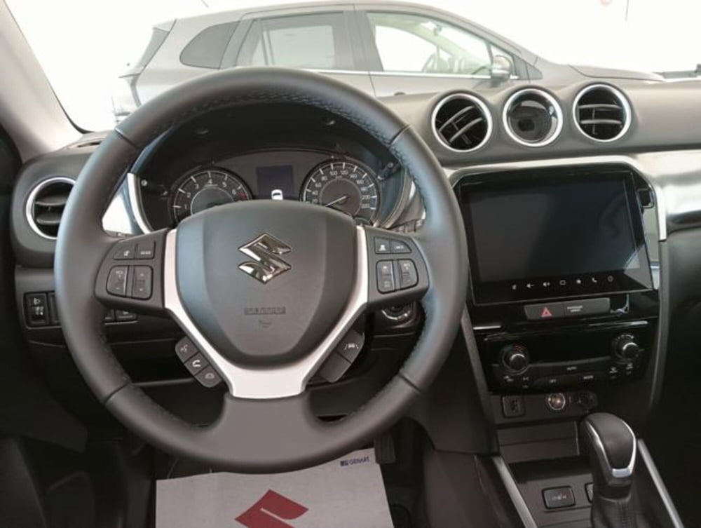 Suzuki Vitara nuova a Milano (7)