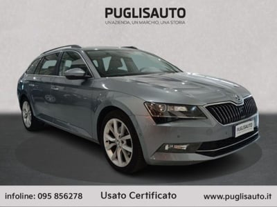 Skoda Superb Station Wagon 2.0 TDI DSG Wagon Style del 2017 usata a Belpasso