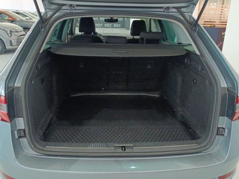 Skoda Superb Station Wagon usata a Catania (12)