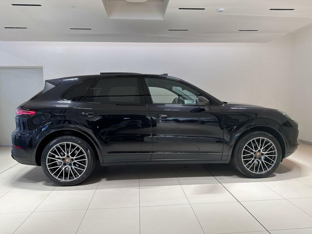 Porsche Cayenne usata a Varese (6)