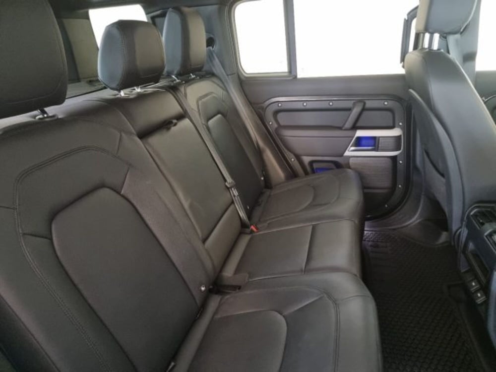 Land Rover Defender usata a Cuneo (11)