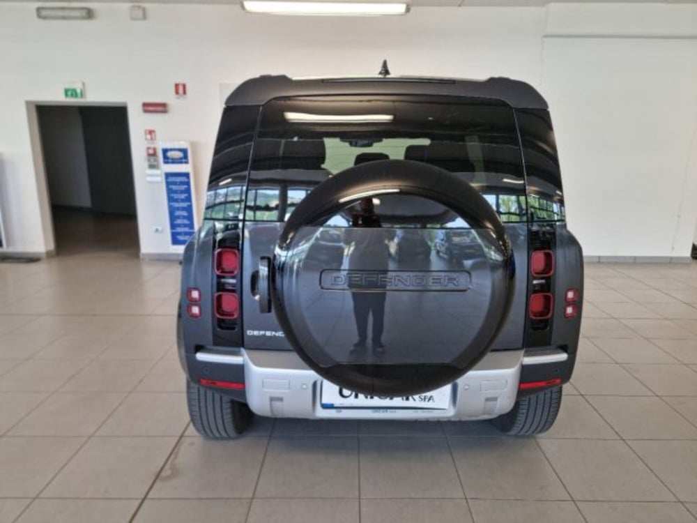 Land Rover Defender usata a Cuneo (4)