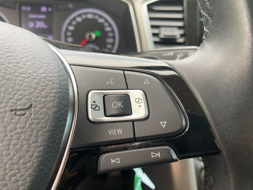 Volkswagen T-Roc usata a Torino (13)