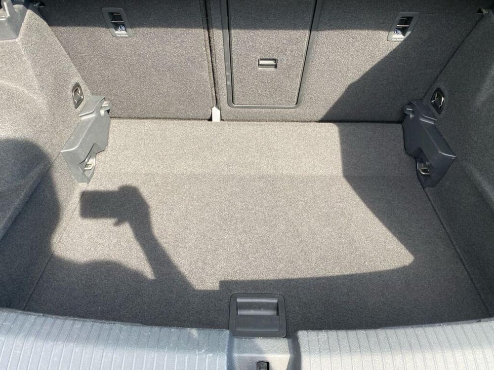Volkswagen T-Roc usata a Torino (9)