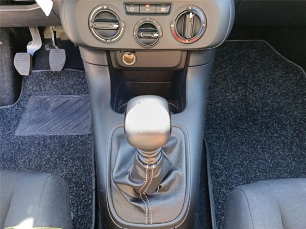 Citroen C3 usata a Bari (18)