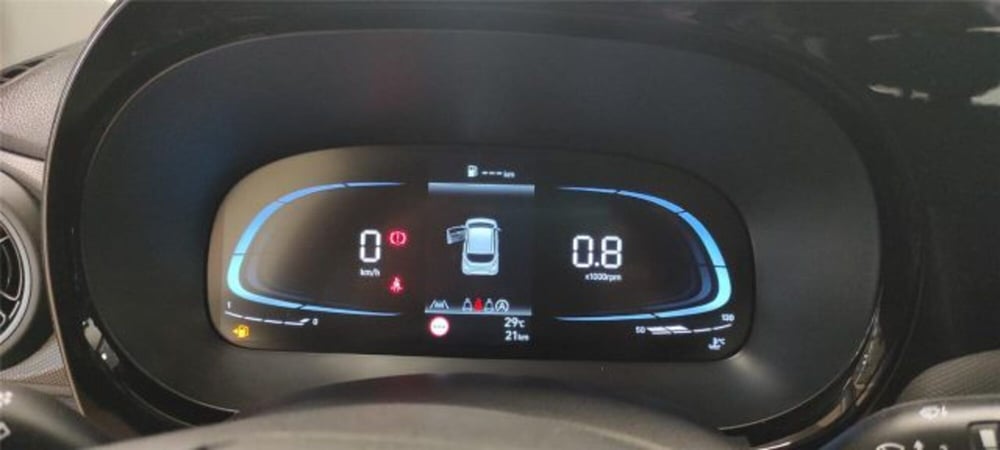 Hyundai i10 nuova a Bari (14)