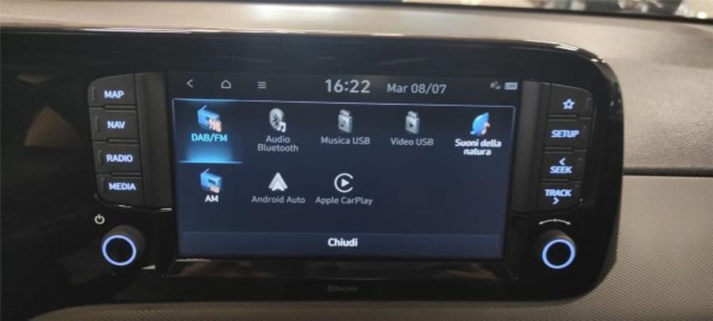 Hyundai i10 nuova a Bari (17)