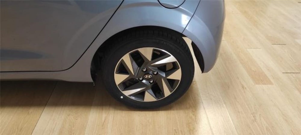 Hyundai i10 nuova a Bari (6)