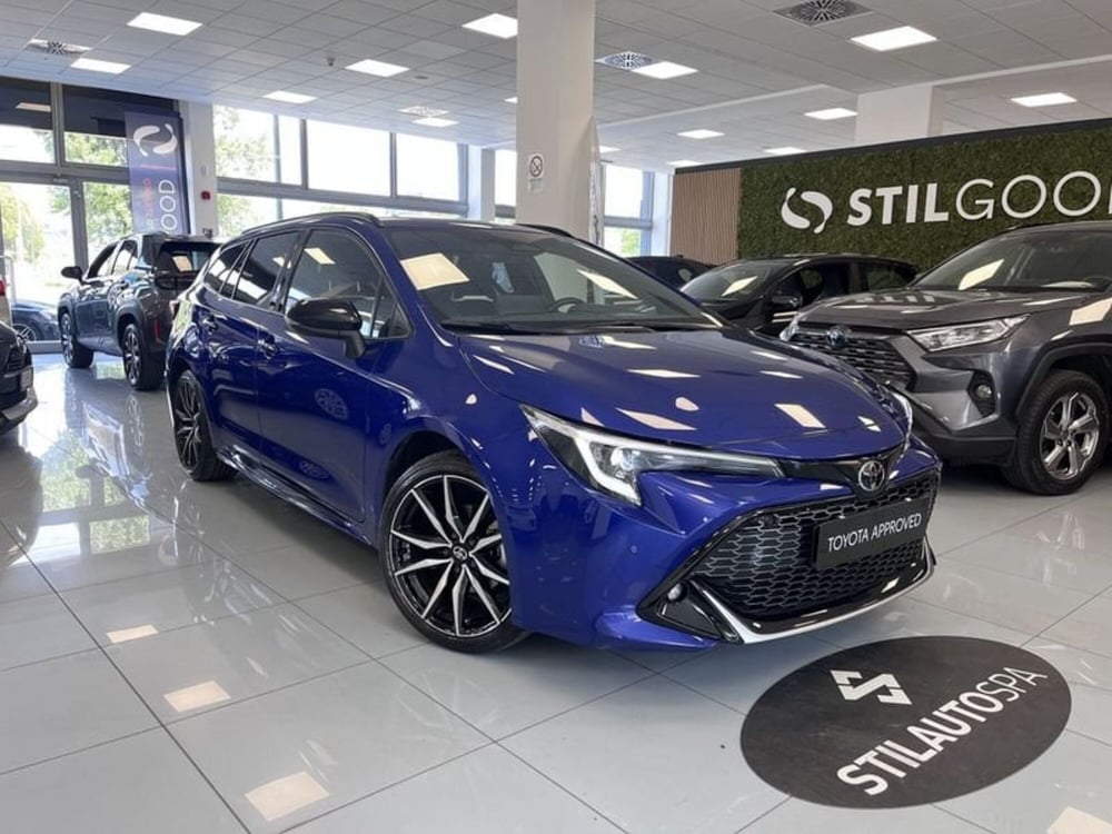 Toyota Corolla Touring Sports usata a Prato (3)