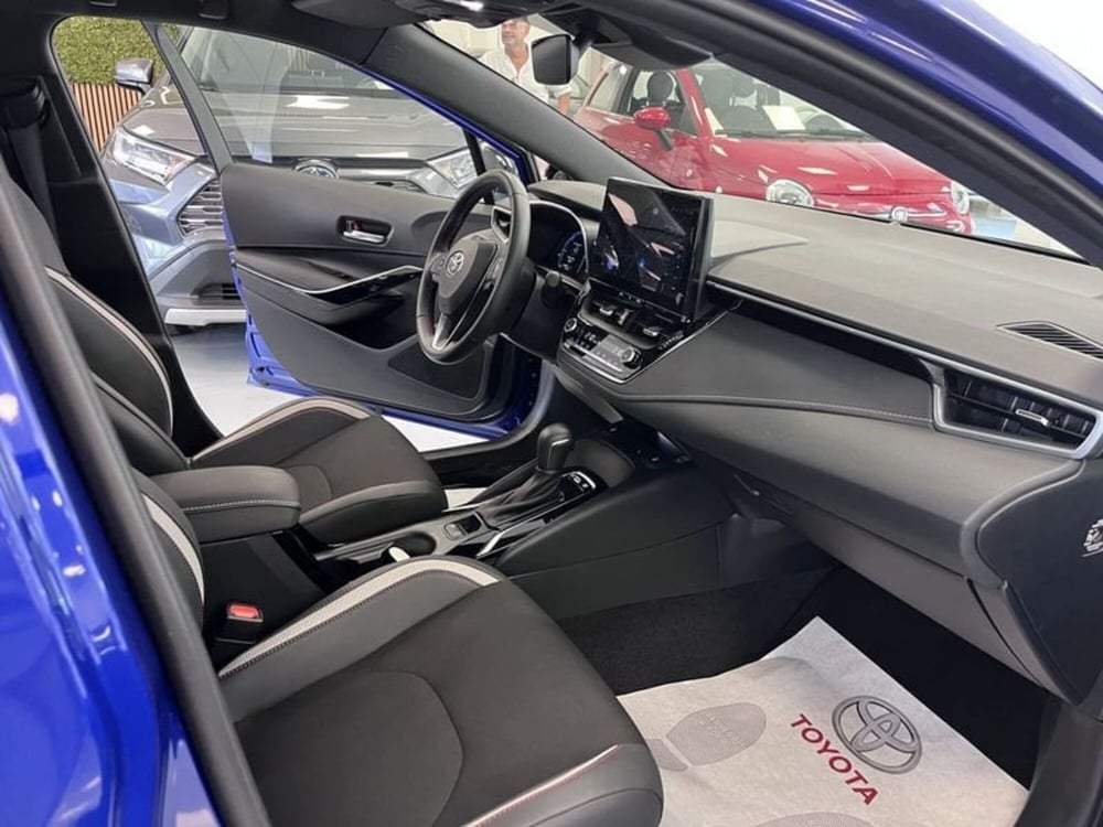 Toyota Corolla Touring Sports usata a Prato (8)