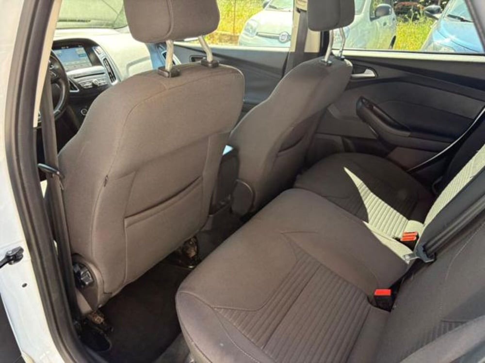 Ford Focus Station Wagon usata a Roma (14)