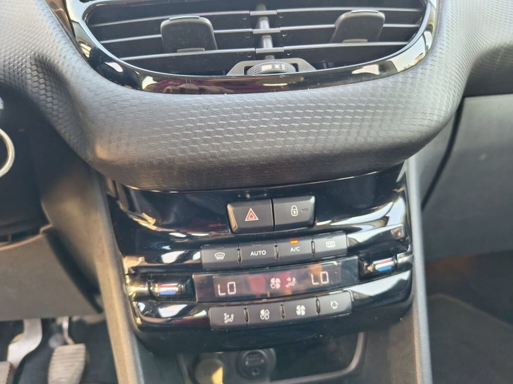Peugeot 2008 usata a Firenze (17)