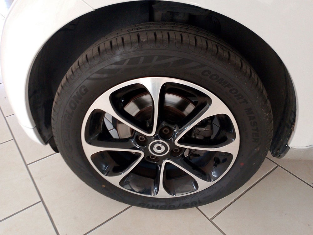 smart Fortwo usata a Lecce (14)