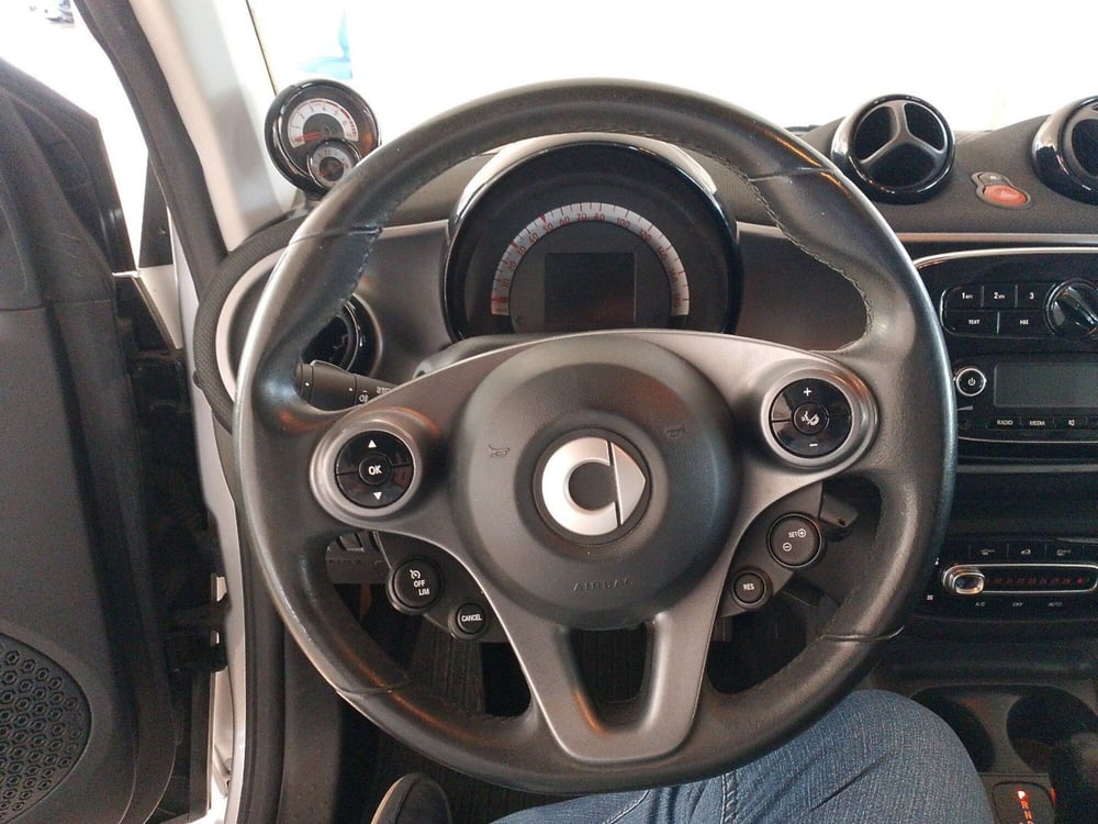 smart Fortwo usata a Lecce (17)