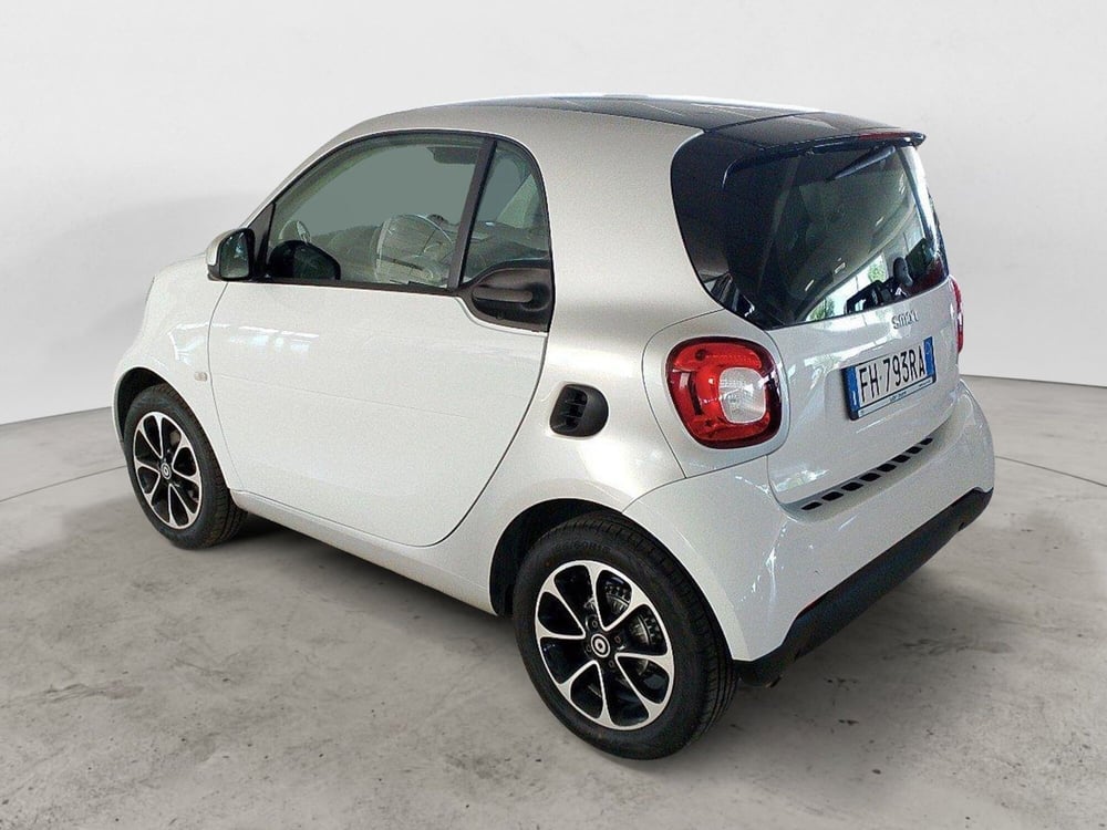 smart Fortwo usata a Lecce (3)