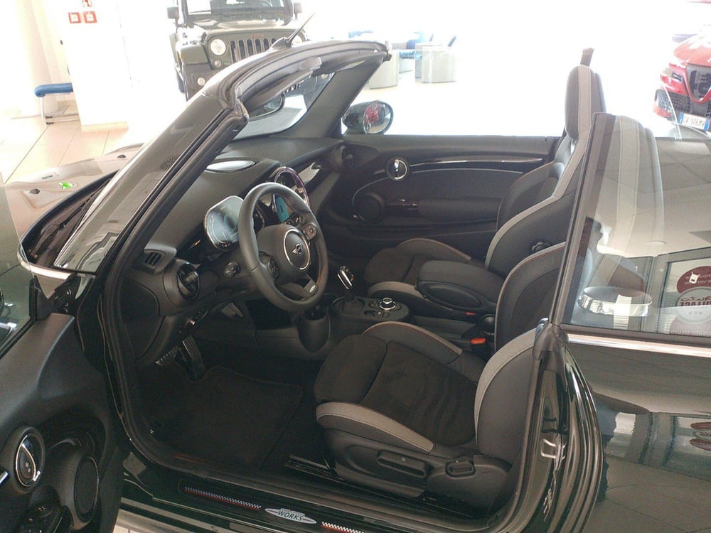 MINI Mini Cabrio usata a Lecce (15)