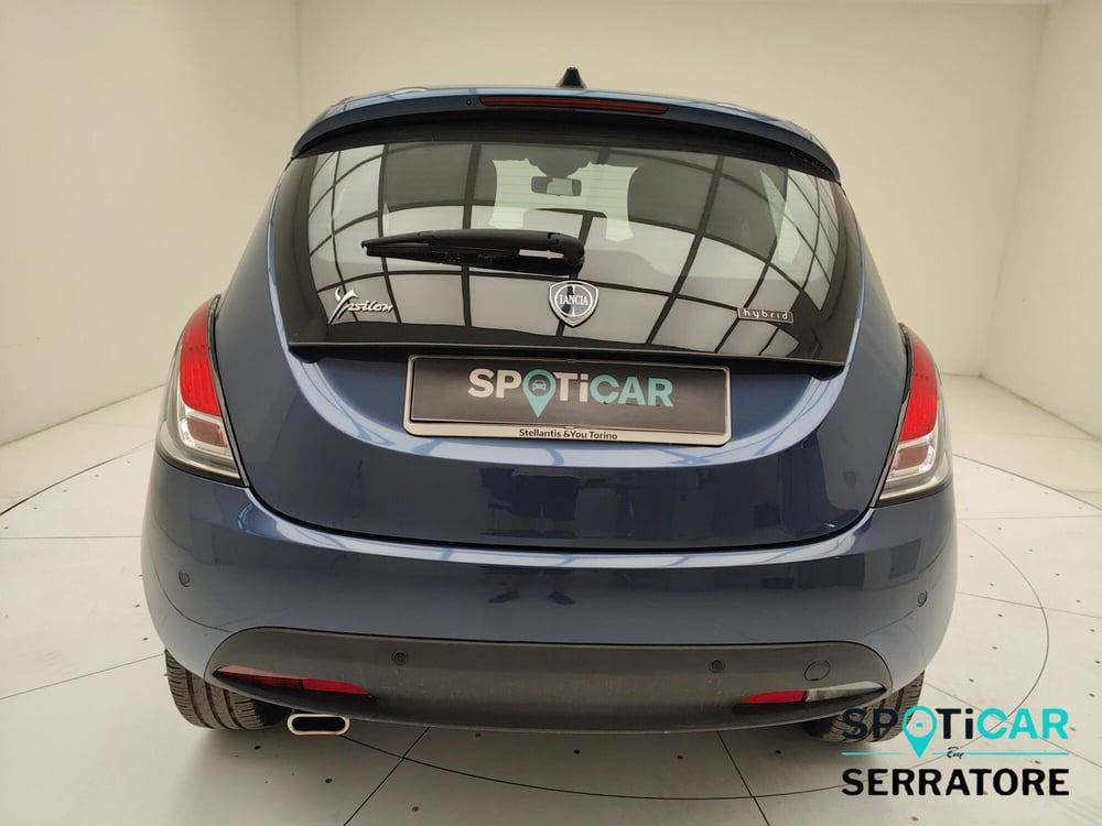 Lancia Ypsilon usata a Como (6)