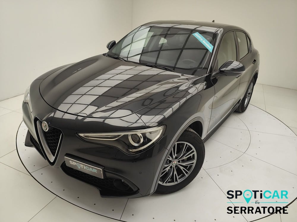 Alfa Romeo Stelvio usata a Como (15)