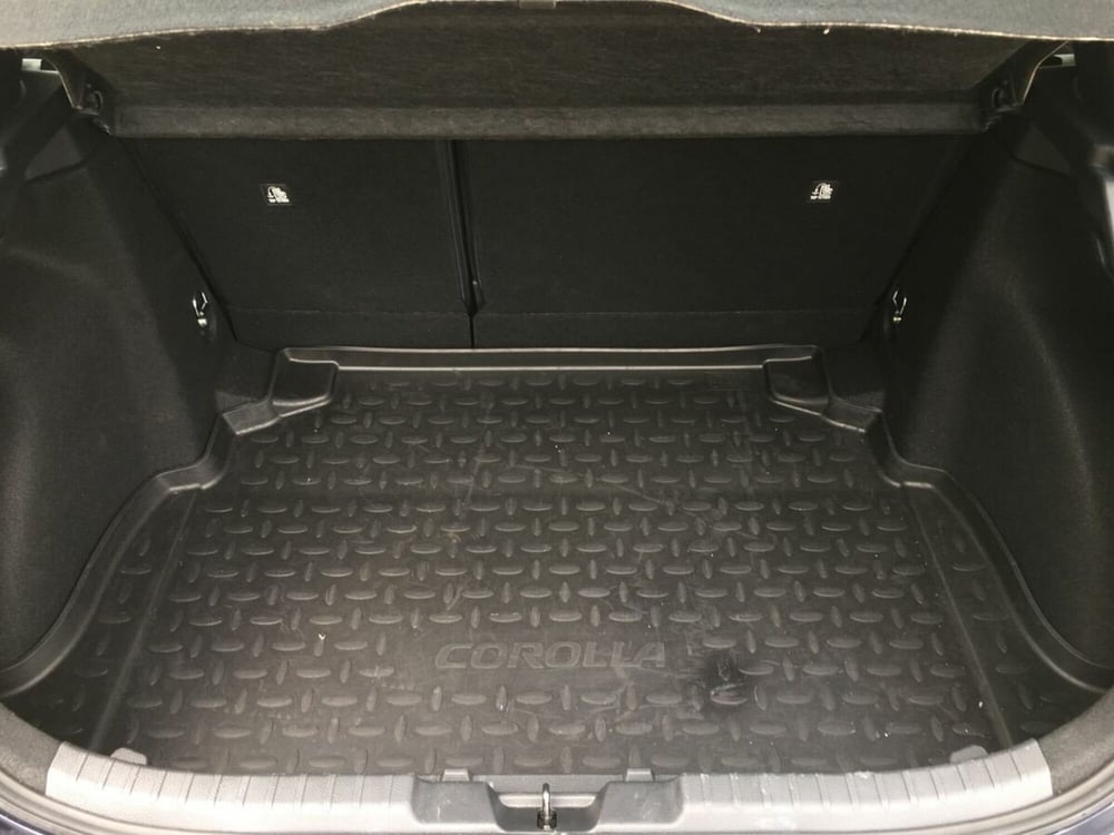 Toyota Corolla usata a Lecco (13)