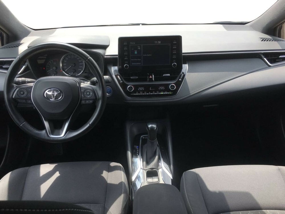 Toyota Corolla usata a Lecco (9)