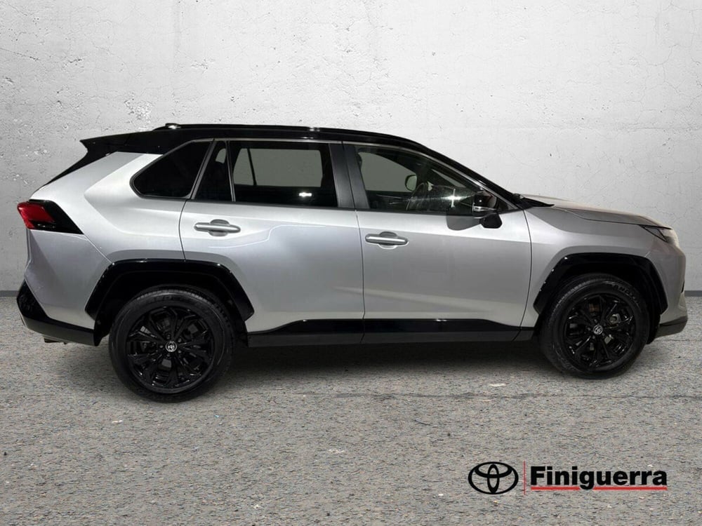 Toyota Rav4 usata a Lecco (5)