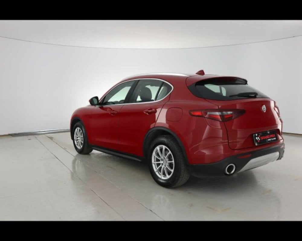 Alfa Romeo Stelvio usata a Bologna (7)