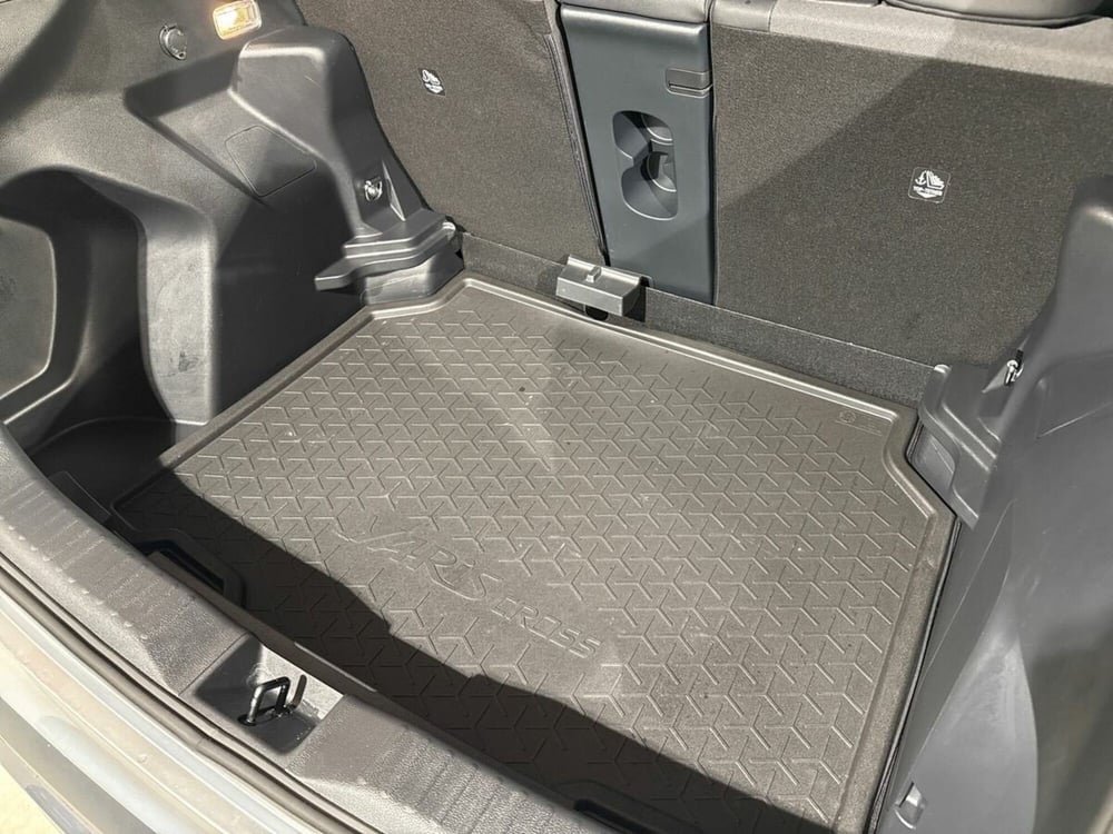 Toyota Yaris Cross usata a Lecco (15)