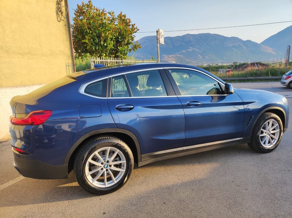BMW X4 usata a Salerno (10)