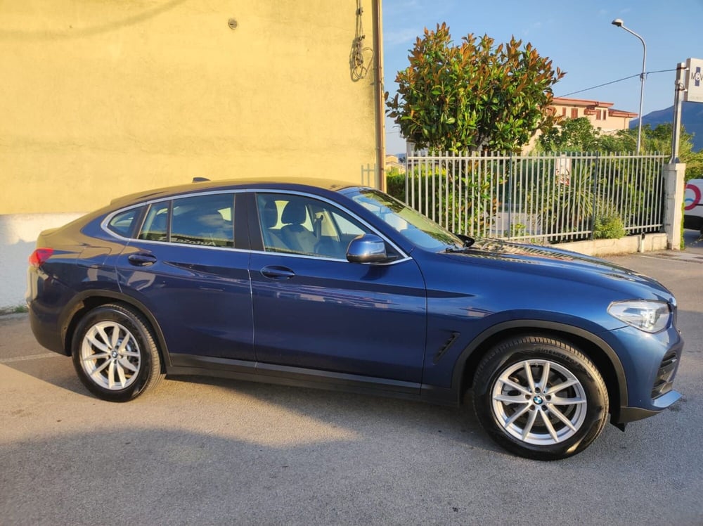 BMW X4 usata a Salerno (8)
