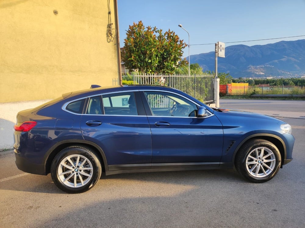 BMW X4 usata a Salerno (9)